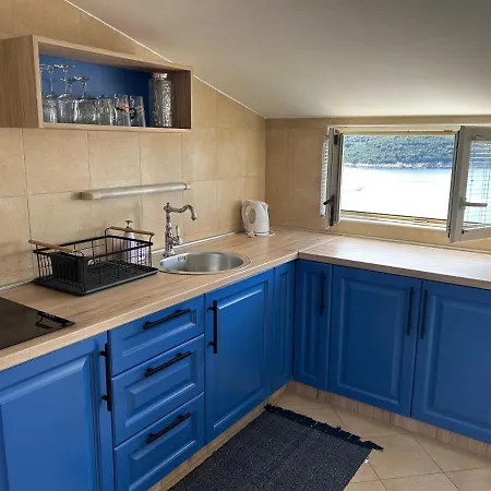 Gloria 2 * Dubrovnik