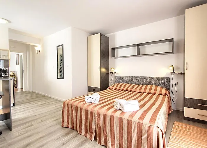 Gloria 2 * Dubrovnik